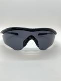 CLICK_ONOakley M2 FRAME XL 9343-01 lens GreyFOR_ZOOM